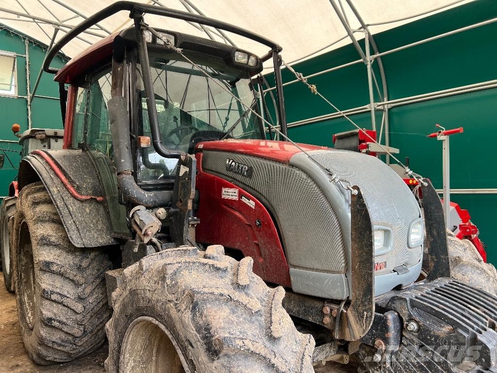 Valtra N 121 Metsatööks kohandatud traktorid