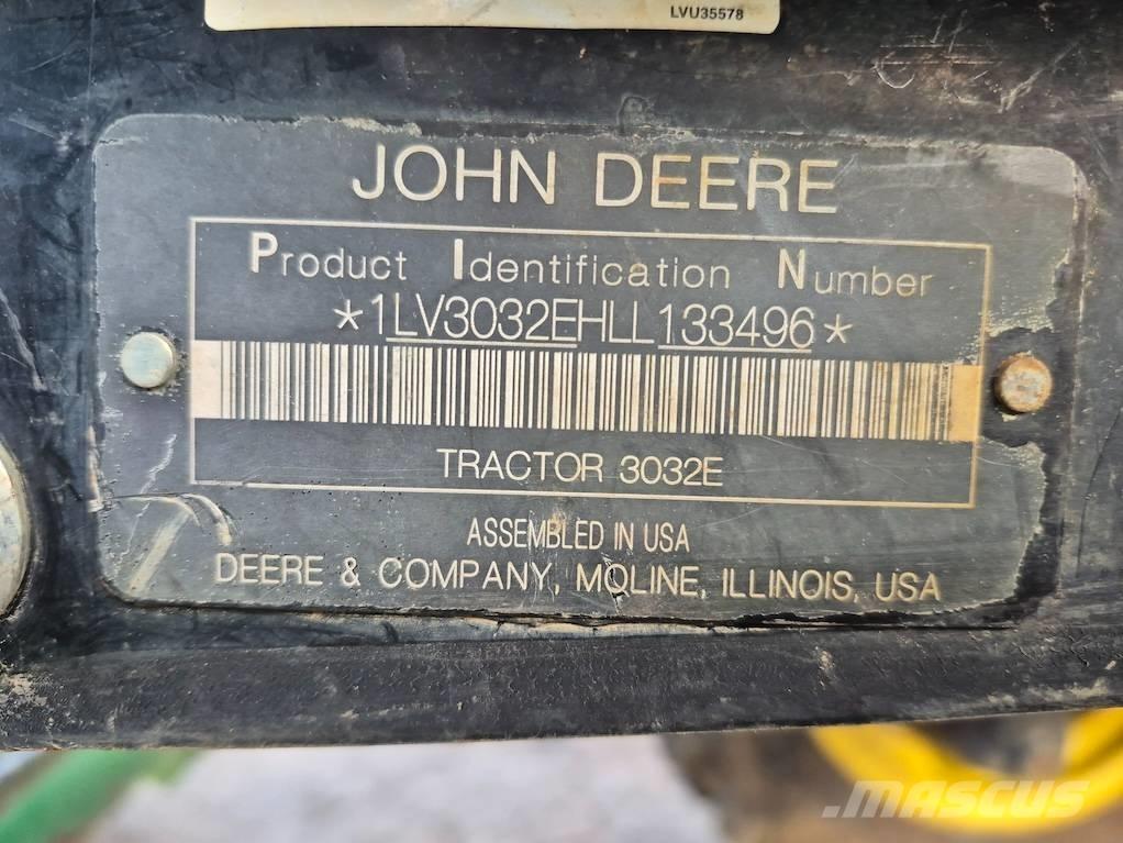 John Deere 3032 E Traktorid