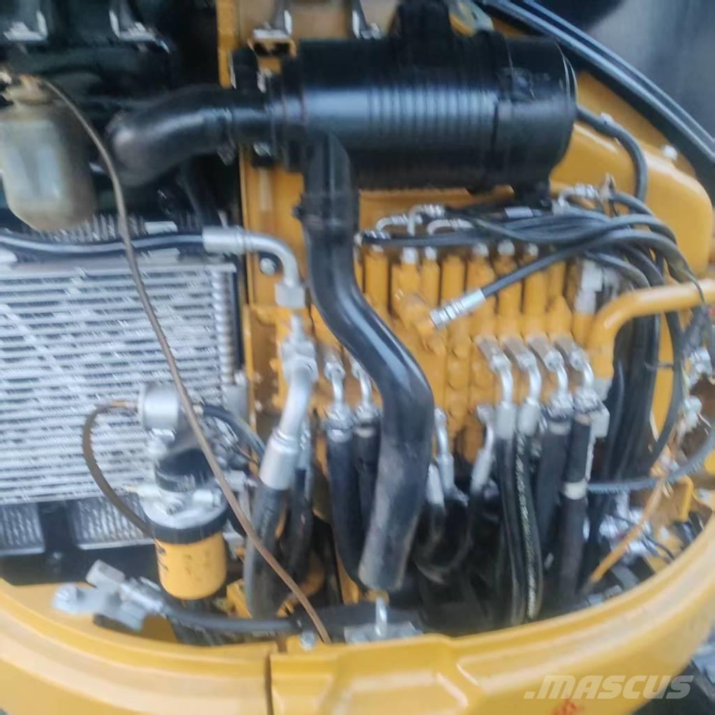 CAT 303 E Roomikekskavaatorid