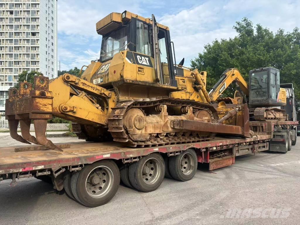 CAT D7G2 Buldooserid