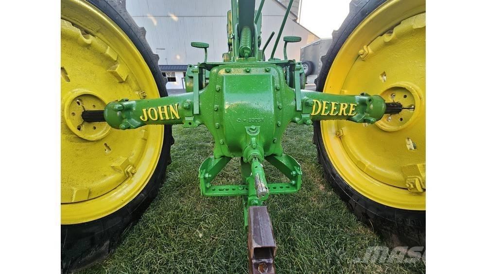 John Deere B Metsaekskavaatorid