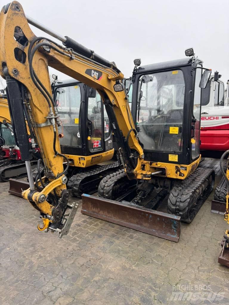 CAT 302.7 D Miniekskavaatorid < 7 t