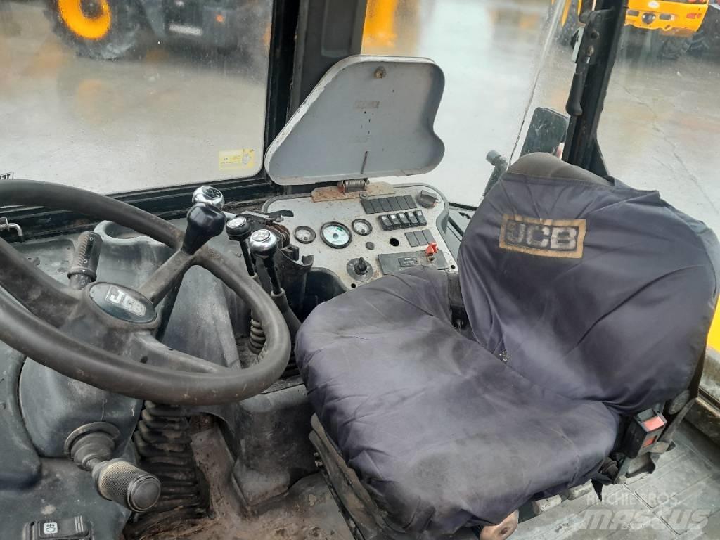 JCB 2 CX Rataslaadurid