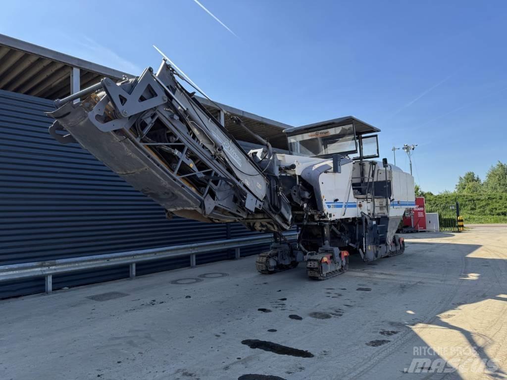 Wirtgen W 210 Asfaldi külmfreesimise masinad