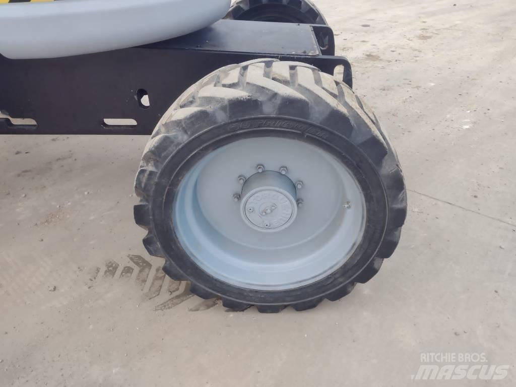 Genie Z 45/25 RT Iseliikuvad poomtõstukid