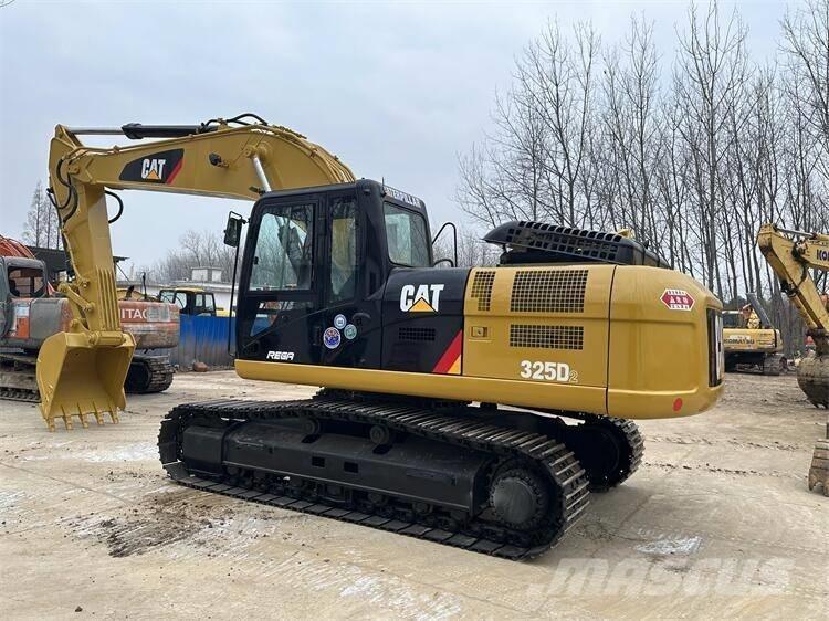 CAT 325D2 Roomikekskavaatorid