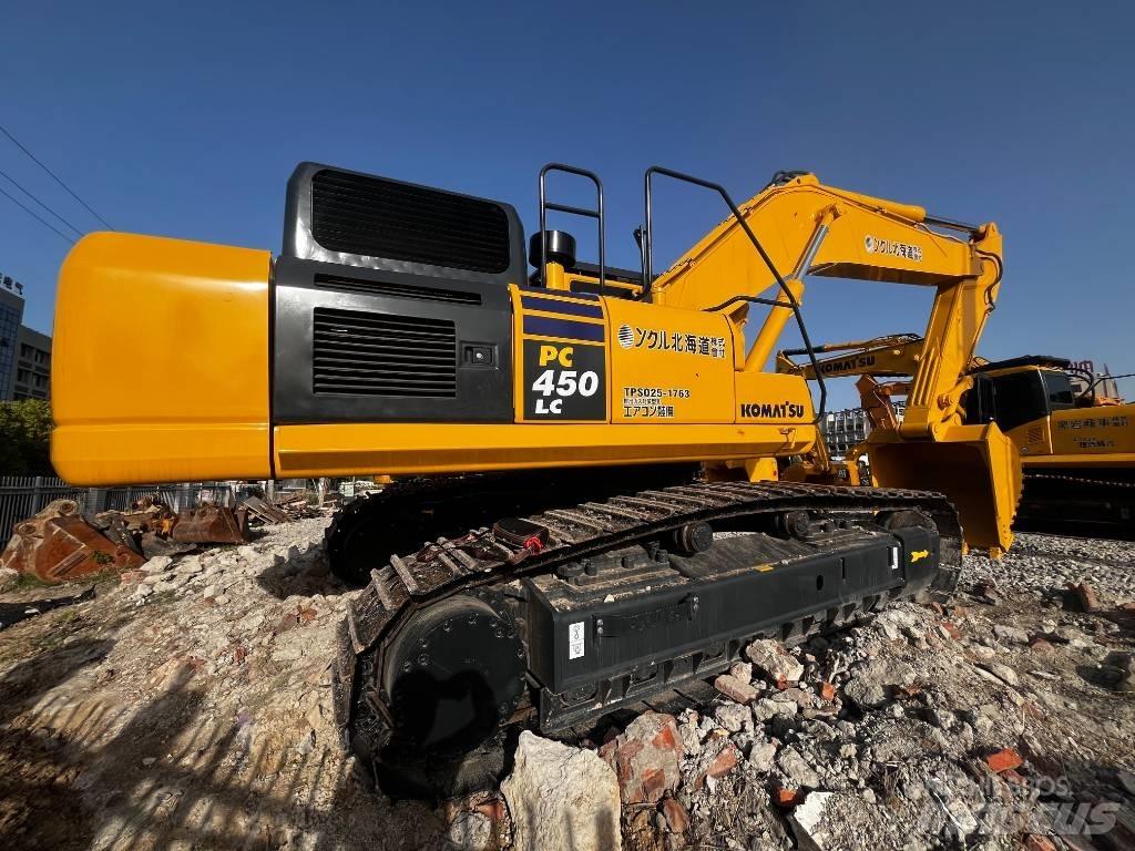 Komatsu 450 Roomikekskavaatorid