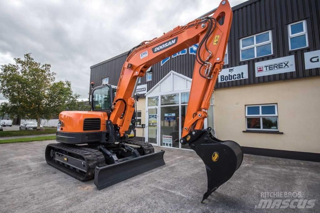 Doosan DX 85 R Väikeekskavaatorid 7t-12t