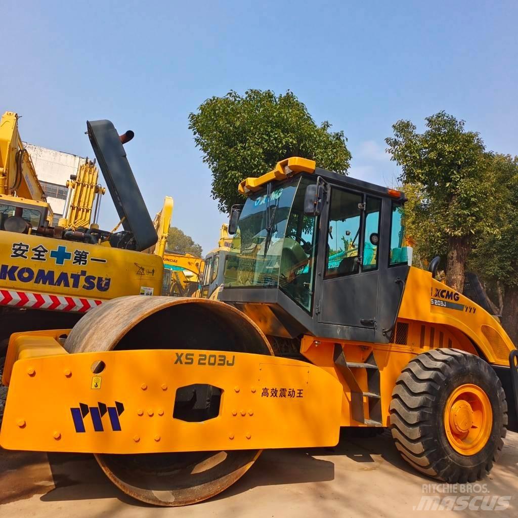 XCMG XS 202J Ühe trumliga rullid