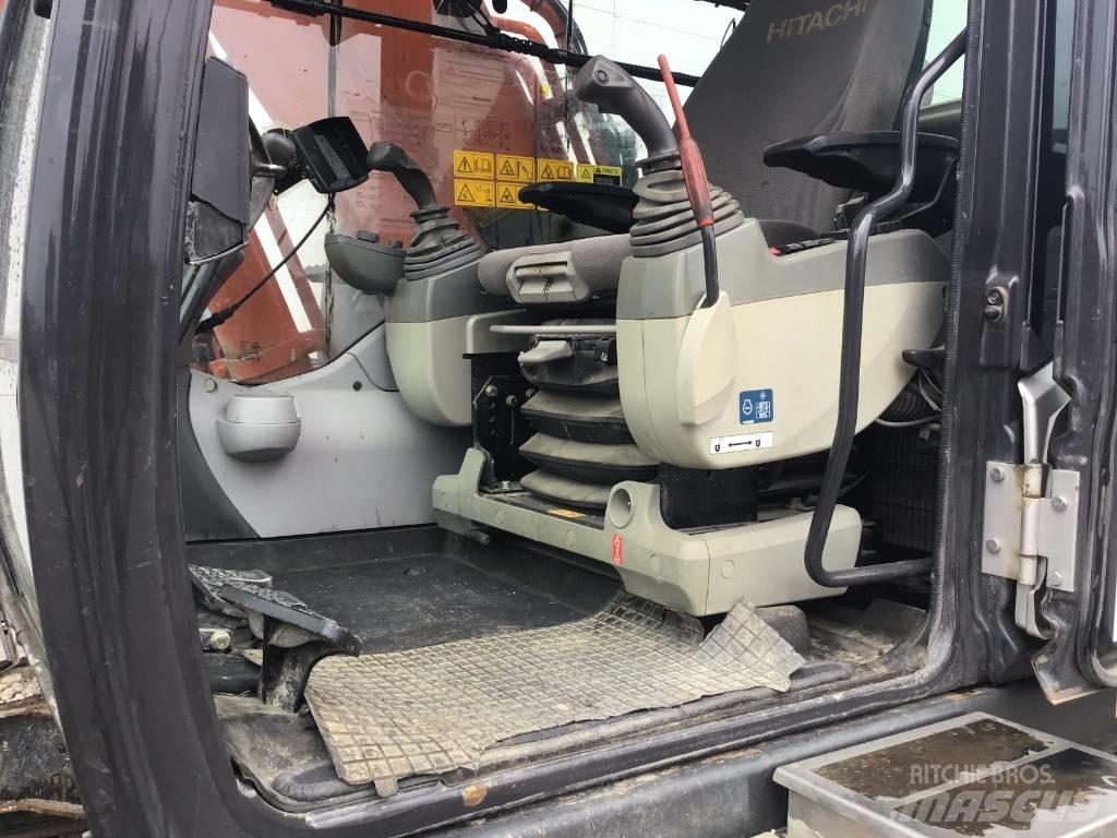 Hitachi ZX 210 LC Roomikekskavaatorid