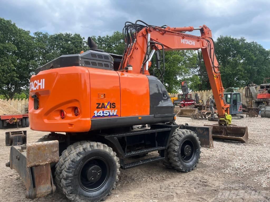 Hitachi ZX 145 W-6 Ratasekskavaatorid