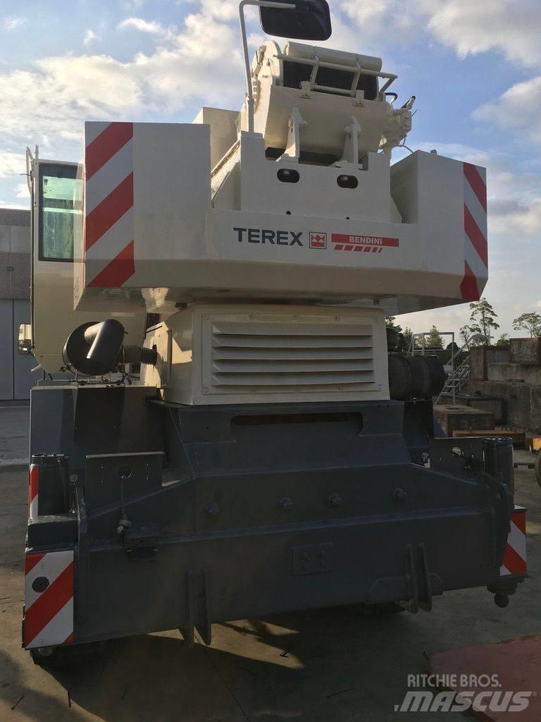 Terex A 450 Raske maastiku tõstukid