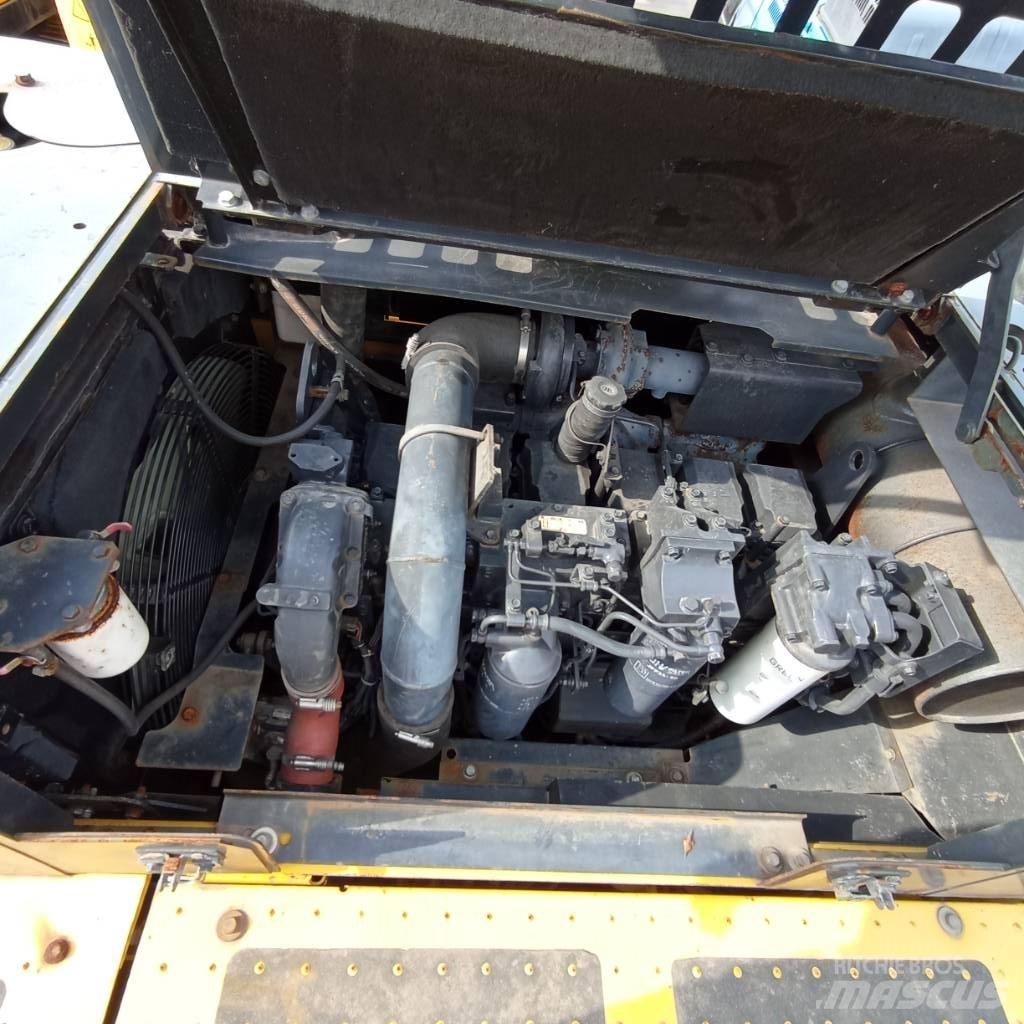 Komatsu PC 400-8 Roomikekskavaatorid