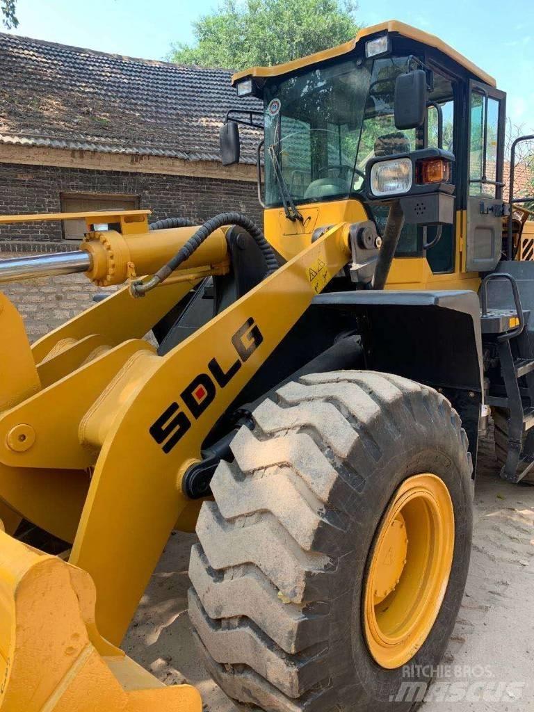 SDLG 956 Rataslaadurid