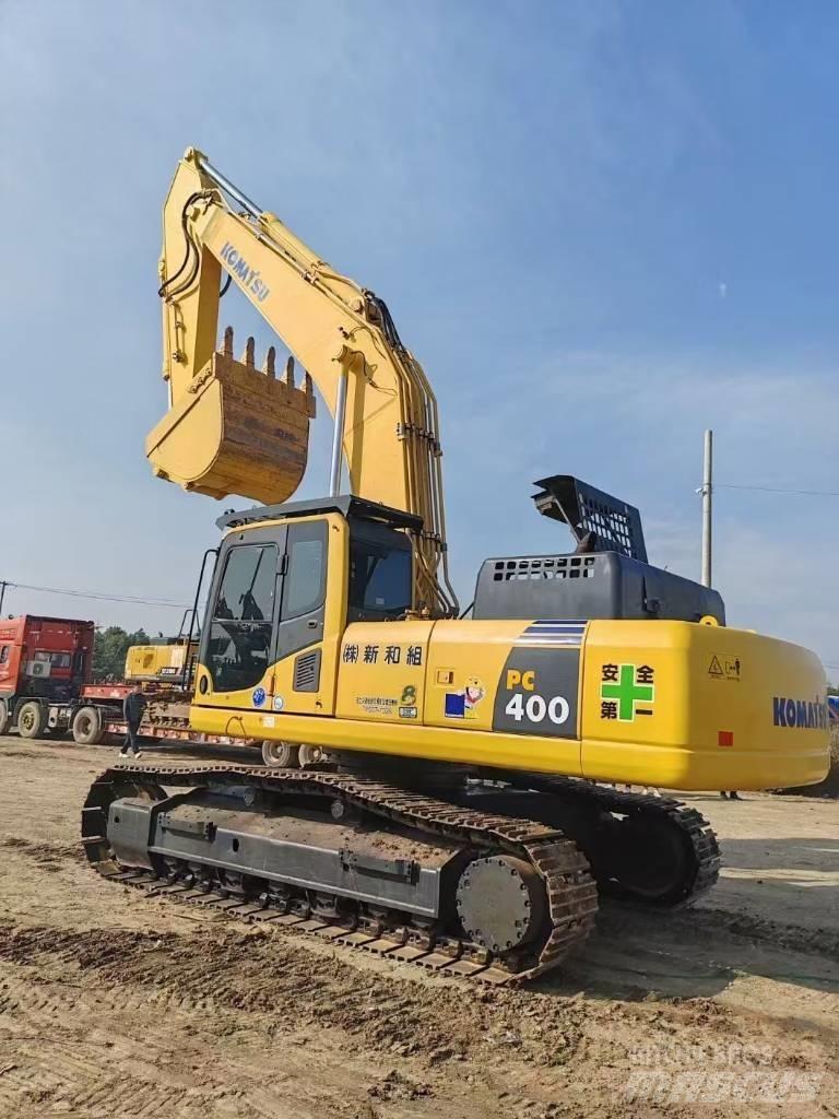 Komatsu 400-8R Roomikekskavaatorid
