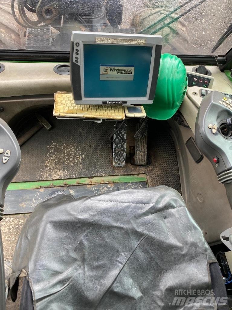 John Deere 1270 D Harvesterid