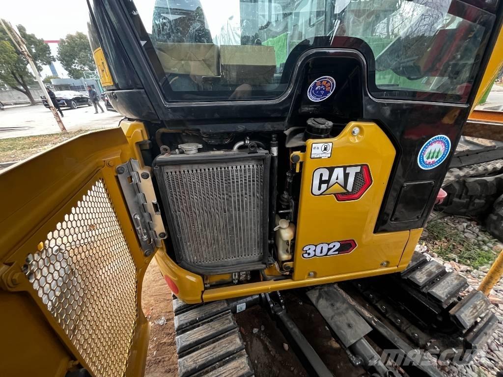CAT 302 Roomikekskavaatorid