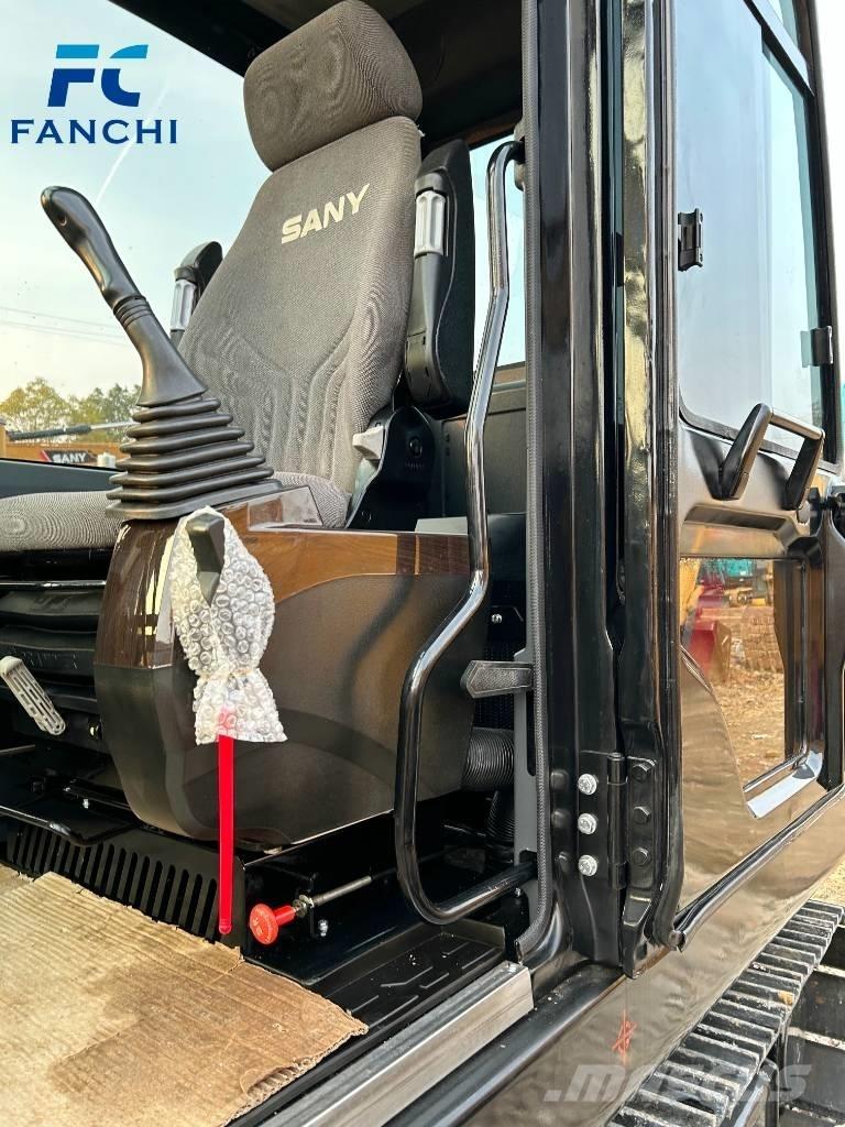 Sany 135C PRO Roomikekskavaatorid