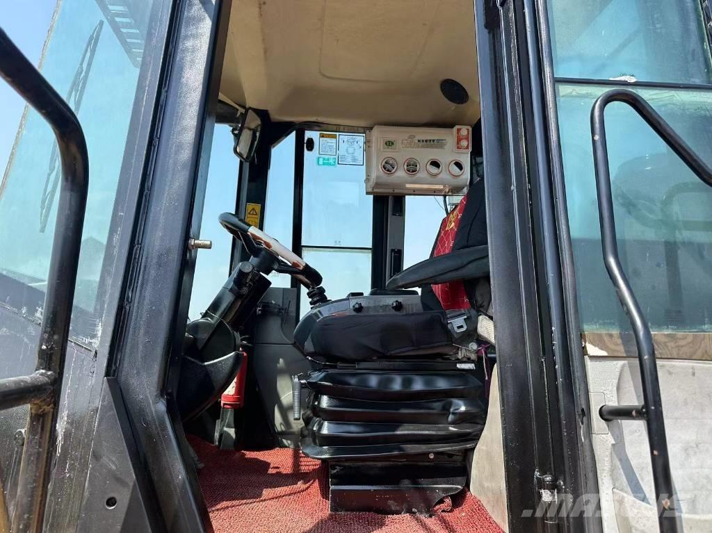 CAT 980 H Rataslaadurid