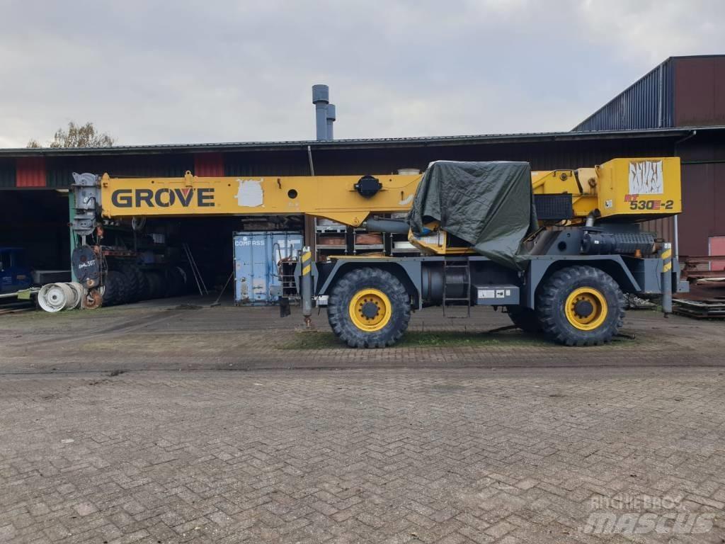 Grove RT 530 E-2 Raske maastiku tõstukid