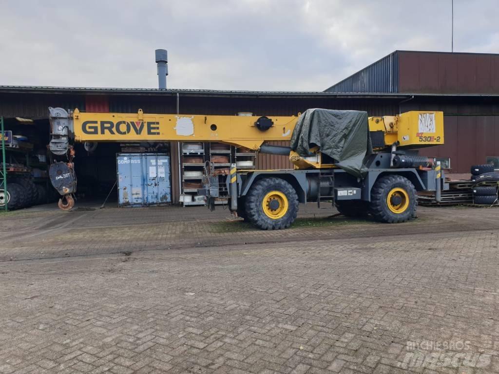 Grove RT 530 E-2 Raske maastiku tõstukid