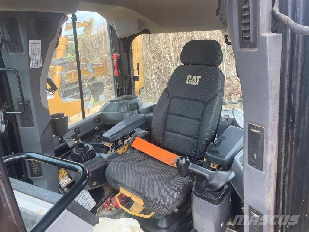 CAT D 6 LGP Buldooserid