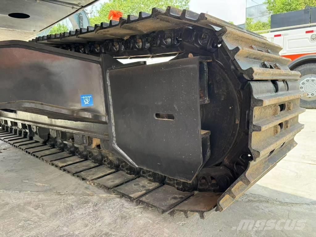 Hitachi ZX 350 H Roomikekskavaatorid