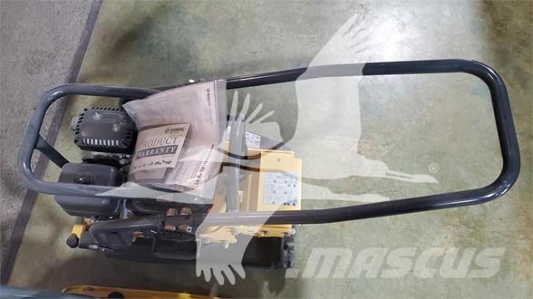 Bomag BVP10/36 Järelveetavad vibrorullid