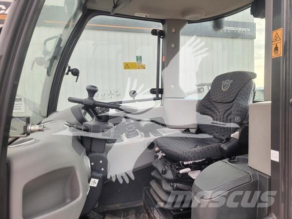 CASE 221F Rataslaadurid