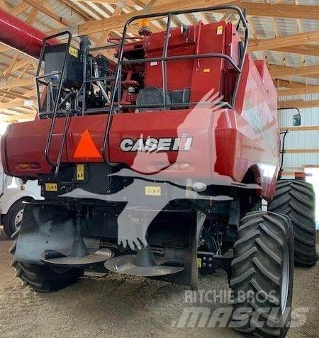 Case IH 7130 Teraviljakombainid
