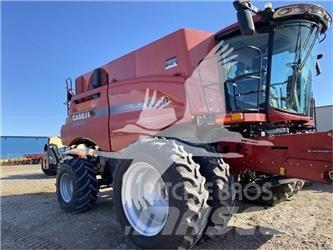 Case IH 8240 Teraviljakombainid