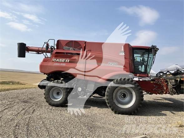 Case IH 8250 Teraviljakombainid