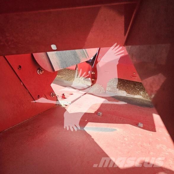 Case IH 8250 Teraviljakombainid