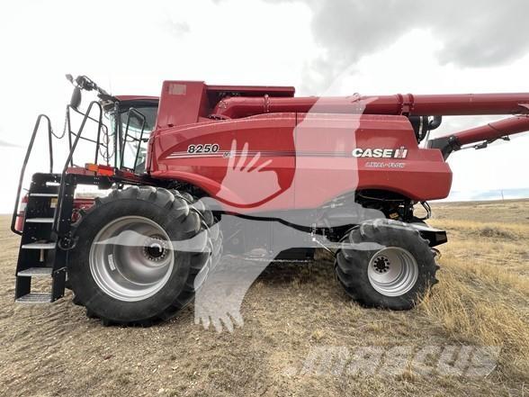 Case IH 8250 Teraviljakombainid