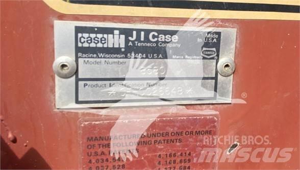 Case IH 8580 Heinapressid