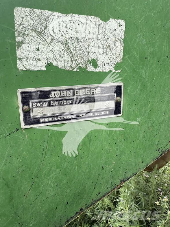 John Deere 630 Randaalid