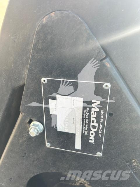 MAC DON FD140 Kombainide heedrid