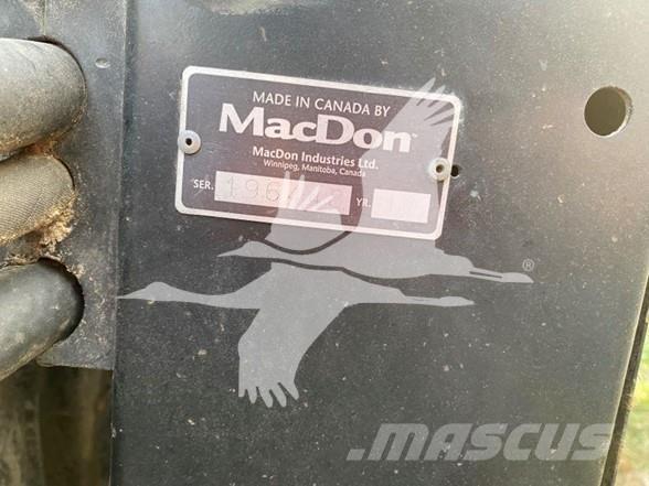 MAC DON FD70 Kombainide heedrid