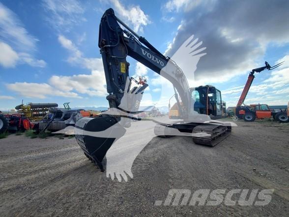 Volvo EC220EL Roomikekskavaatorid