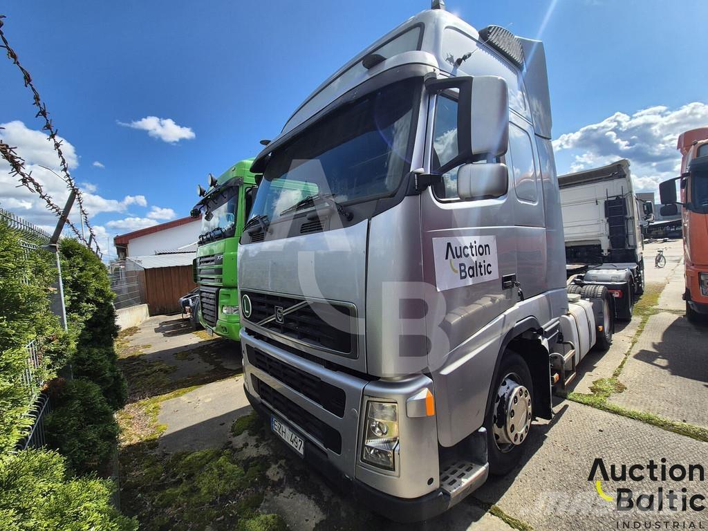 Volvo FH12 Sadulveokid