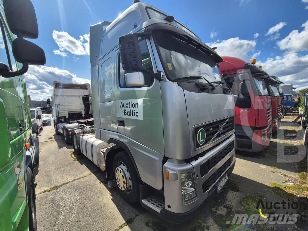 Volvo FH12 Sadulveokid