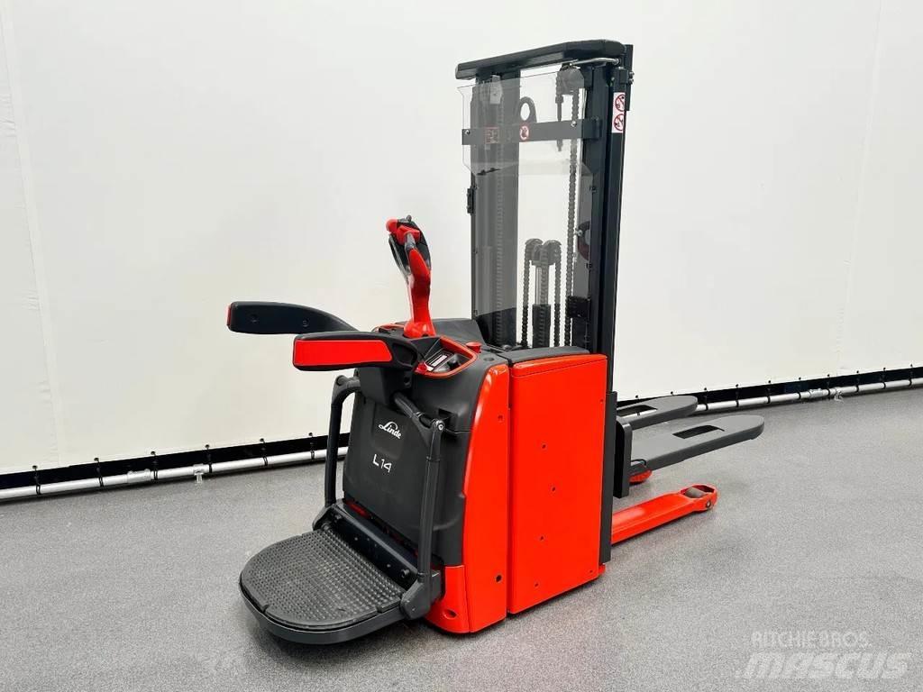Linde L 14 AP Järelkäidavad virnastajad