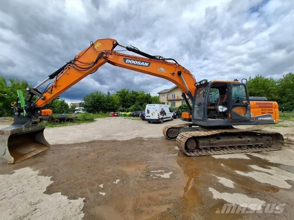 Doosan DX 225 LC-5 Roomikekskavaatorid
