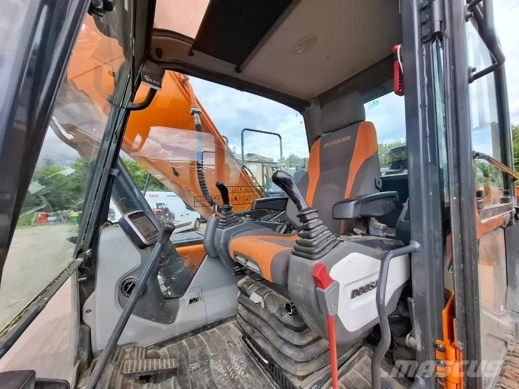 Doosan DX 225 LC-5 Roomikekskavaatorid