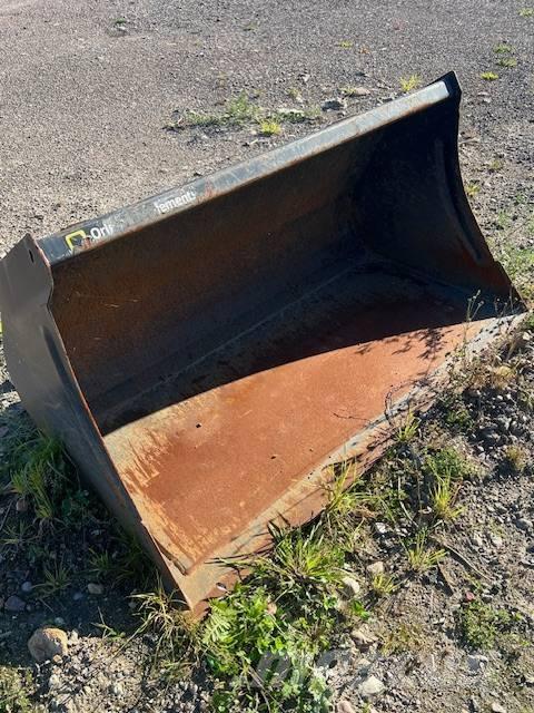 JCB 403 Väikelaadurid