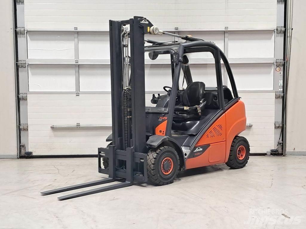 Linde H25T-02 Gaasitõstukid