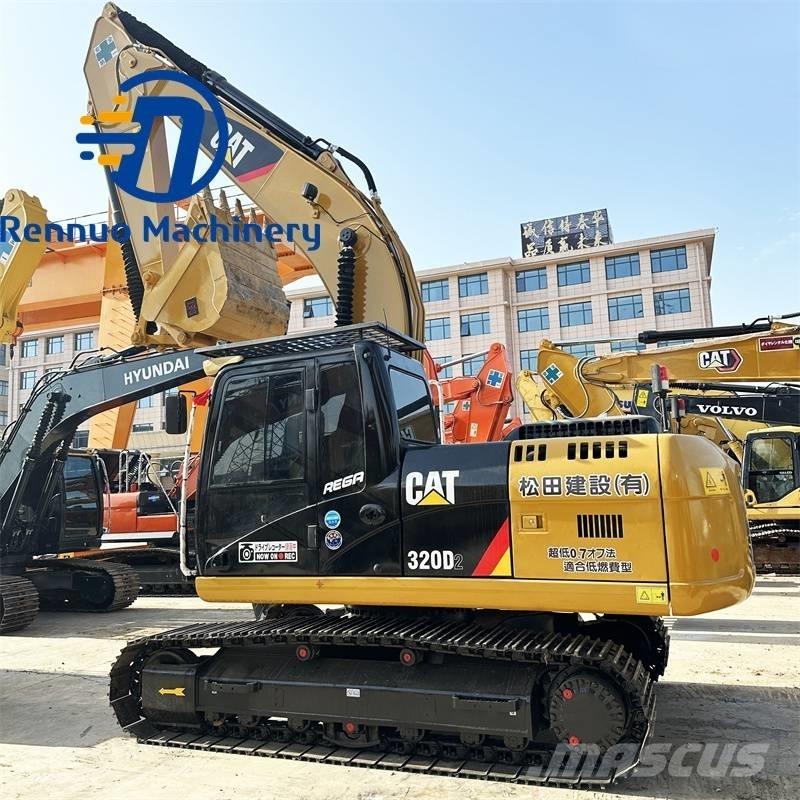 CAT 320 D2 Roomikekskavaatorid