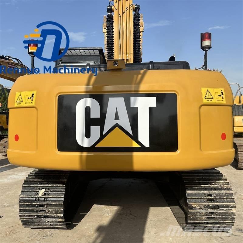 CAT 320 D2 Roomikekskavaatorid