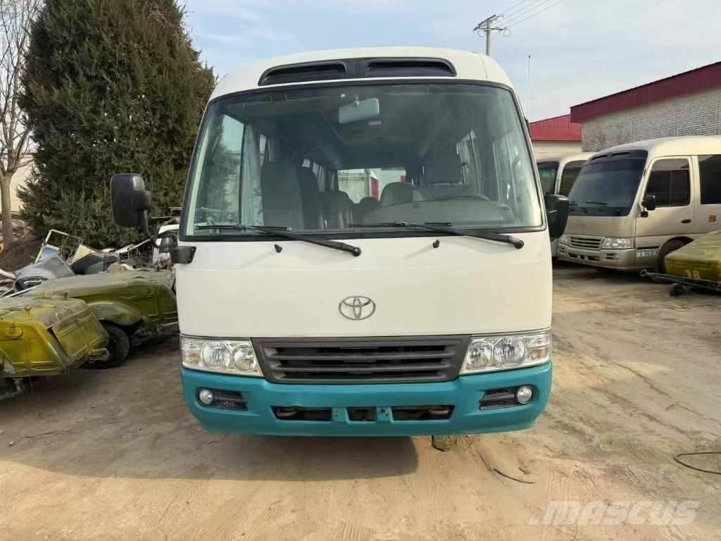 Toyota Coaster Bus Väikebussid