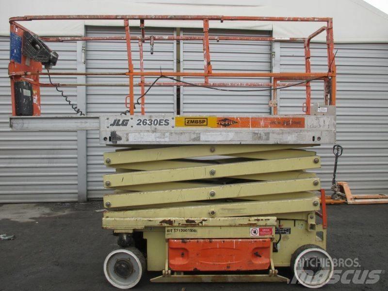 JLG 2630 ES Käärtõstukid